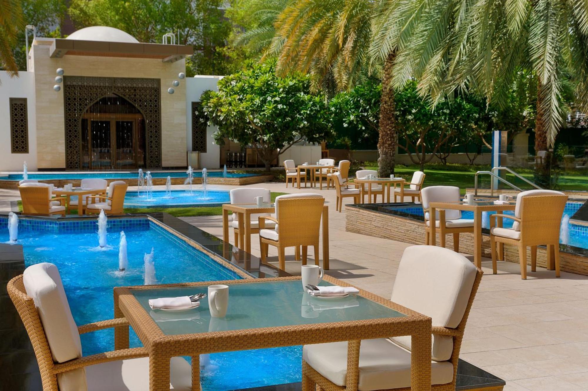 Sheraton Oman Hotel Maskat Exterior foto
